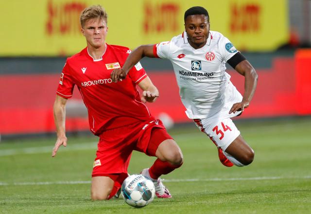 不勒斯新星 不勒斯新星