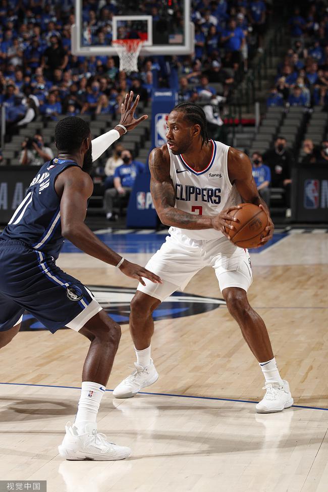 出现防守失 出现防守失